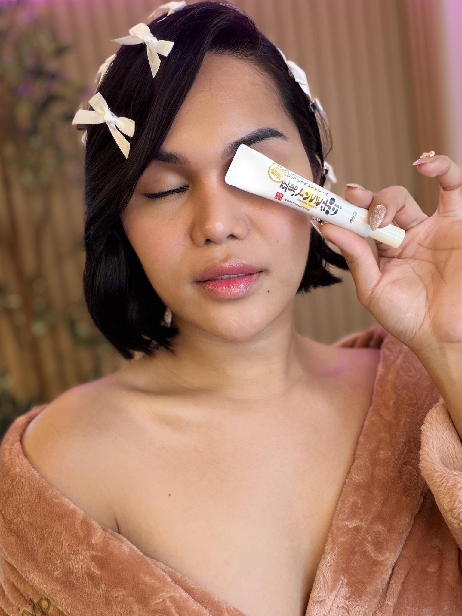 SANA NAMERAKA HONPO SOY MILK ISOFLAVONE WRINKLE EYE CREAM